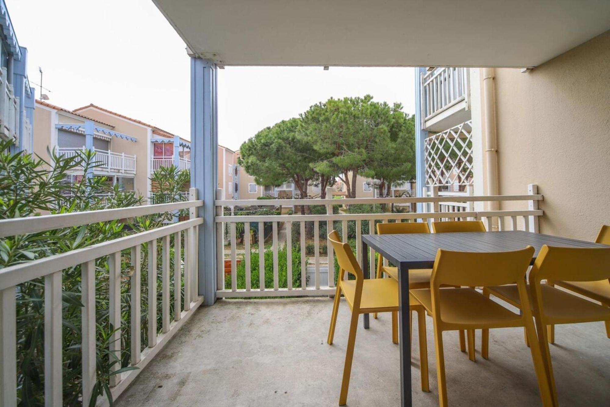 T2 Tamaris Piscine Proche Mer Palavas Parking エクステリア 写真